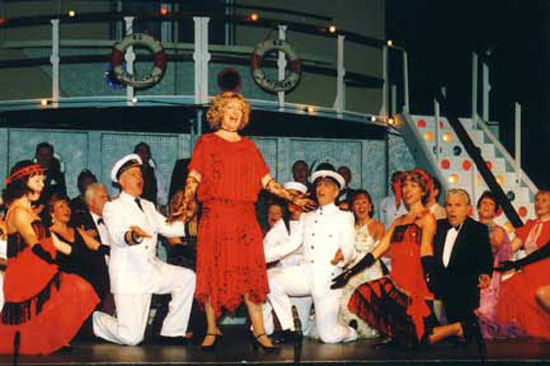 Pauline Gibson in 'Anything Goes' (STC 2000)